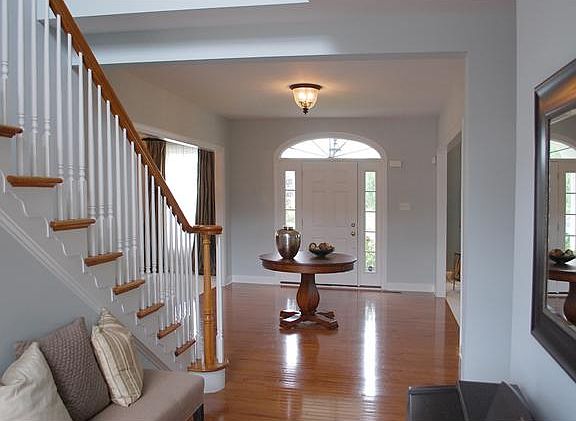3rd image of 1148 Hedgerow Dr