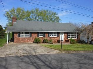 320 Liberty St, Carlisle, KY 40311