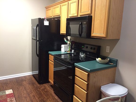 3rd image of 3800 Saddlebrook Pl APT 304