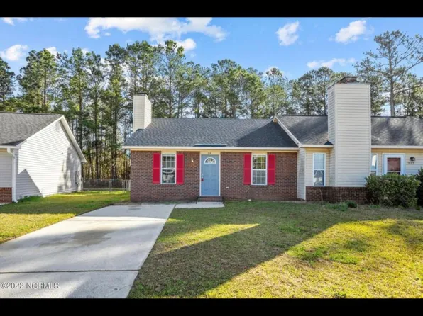 214 Live Oak Ct #214, Midway Park, NC 28544