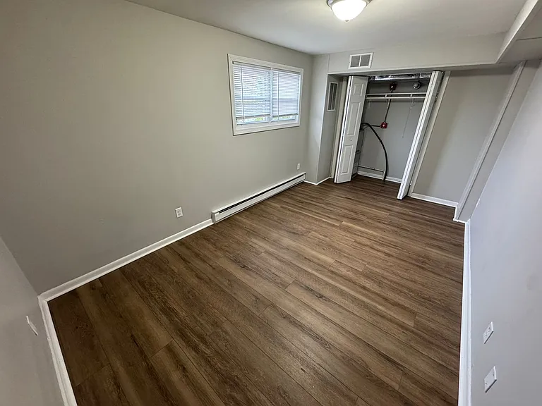 451 Main St #4A — Photo 2