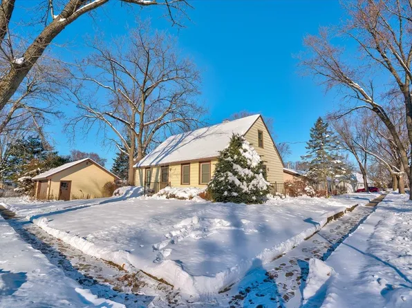 505 N Cleveland St, Poynette, WI 53955