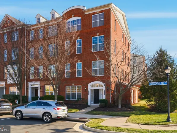 43053 Thoroughfare Gap Ter, Ashburn, VA 20148