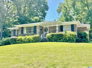 5425 10th Ct S, Birmingham, AL 35222