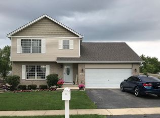 44 Austrian Dr, Romeoville, IL 60446