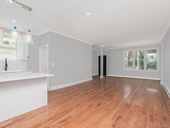 5th image of 588 Van Nest Avenue