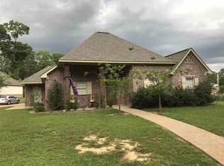 216 Auburn Ave, Natchez, MS 39120