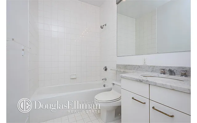 Rented by Douglas Elliman | media 36