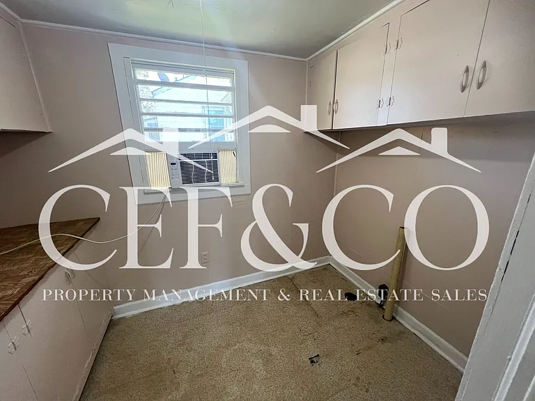 7570 Lone Oak Rd — Photo 8