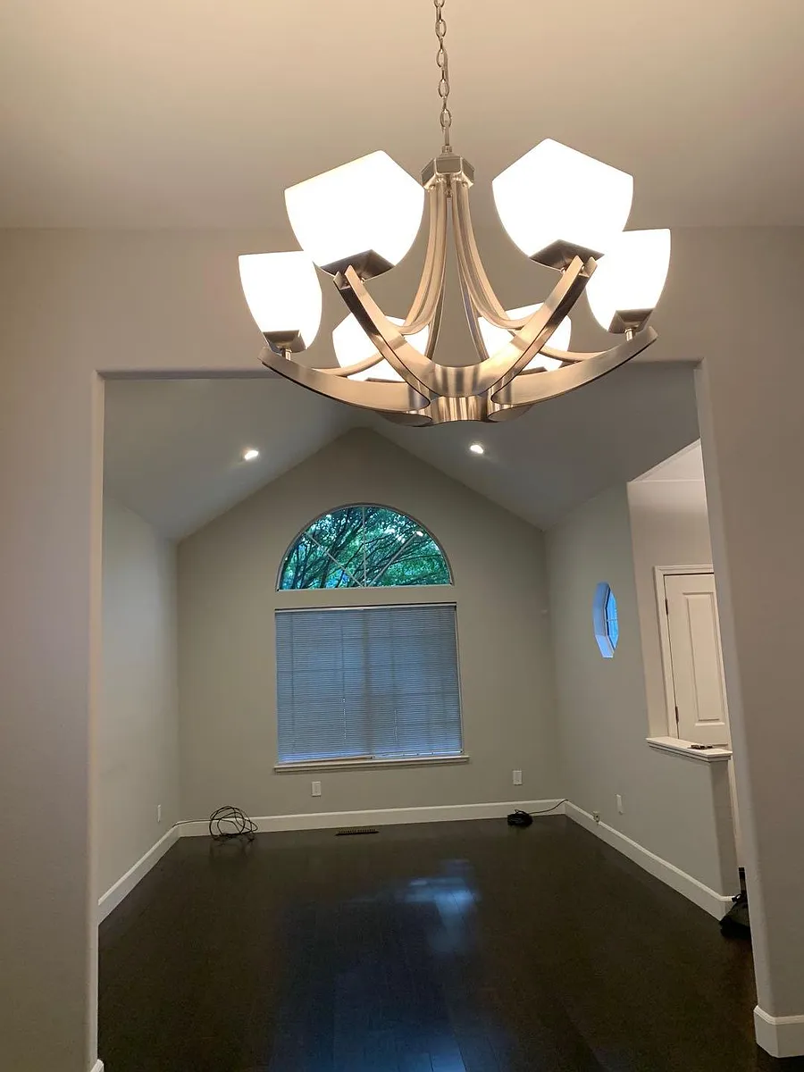 Building Photo - Windchime Dr
