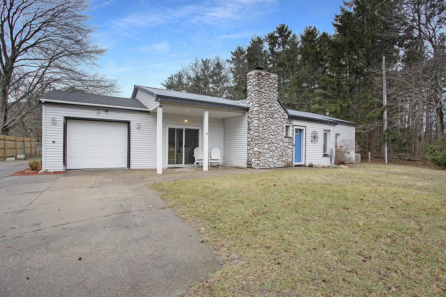 6043 Lake Harbor Rd photo 1