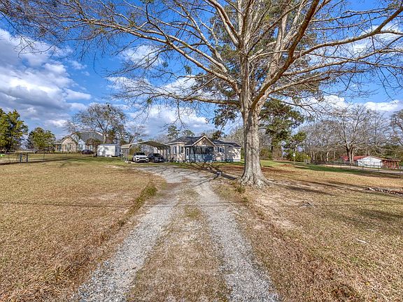 3rd image of 595 Lee Road 234