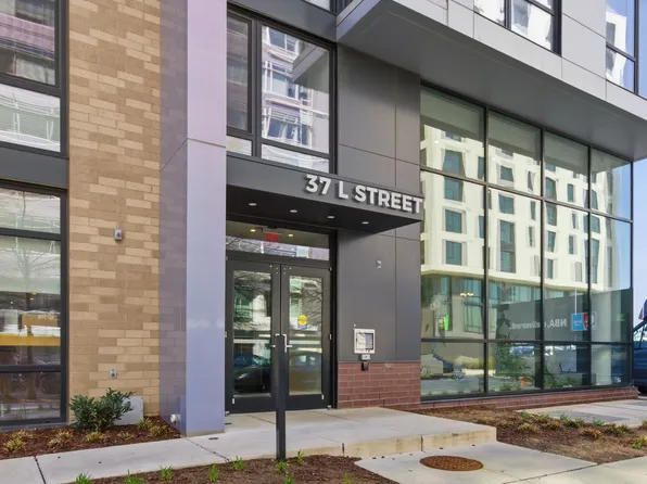 37 L St SE, Washington, DC