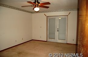 5th image of 2026 Queen Palm Dr