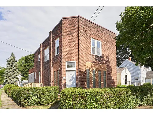 1214 Beardsley St Photo 1