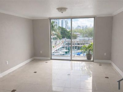 1720 NW North River Dr APT 410, Miami, FL, 33125
