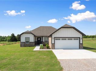 5361 Grassland Dr, Guthrie, OK 73044