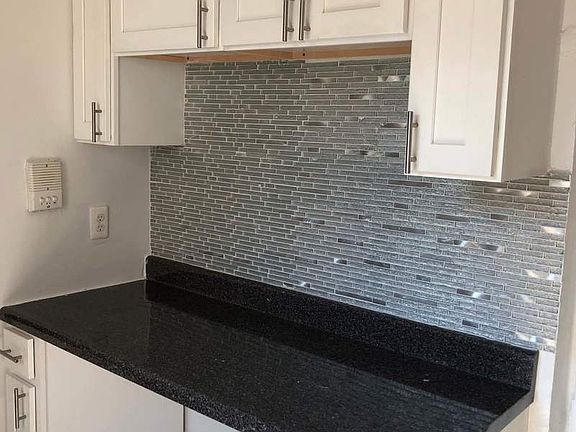 2nd image of 2719 Morris Ave APT 4B