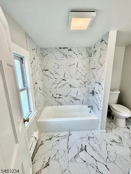 3 bed, 1.5 bath, $2,800 — Photo 4