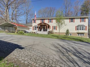 107 Beecham Ln, Johnson City, TN 37604