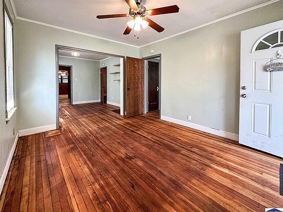 5th image of 1908 Plum St