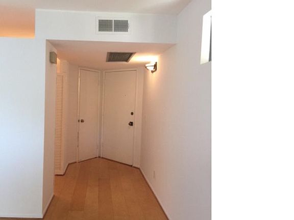 3rd image of 5300 E Waverly Dr #4203