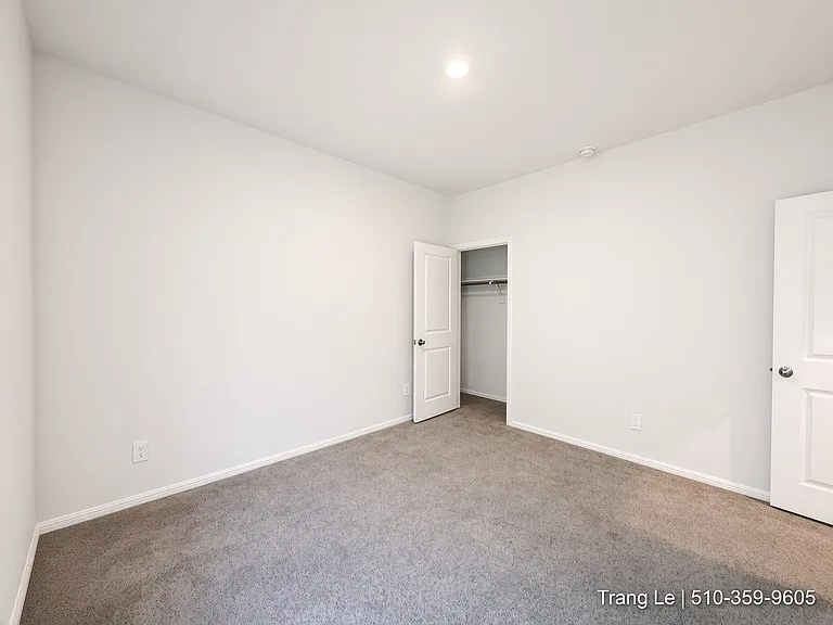 8636 Centerboard Ln — Photo 29