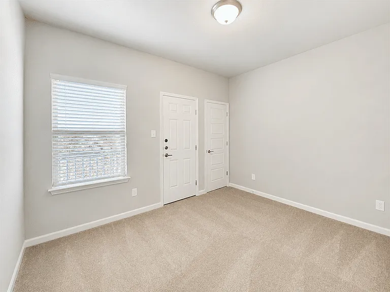 7220 Magnolia Vlg #201 — Photo 19