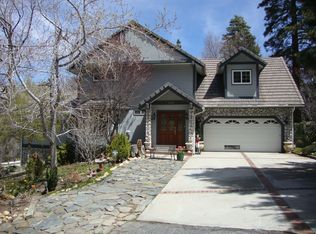 30165 Skyline Dr, Running Springs, CA 92382