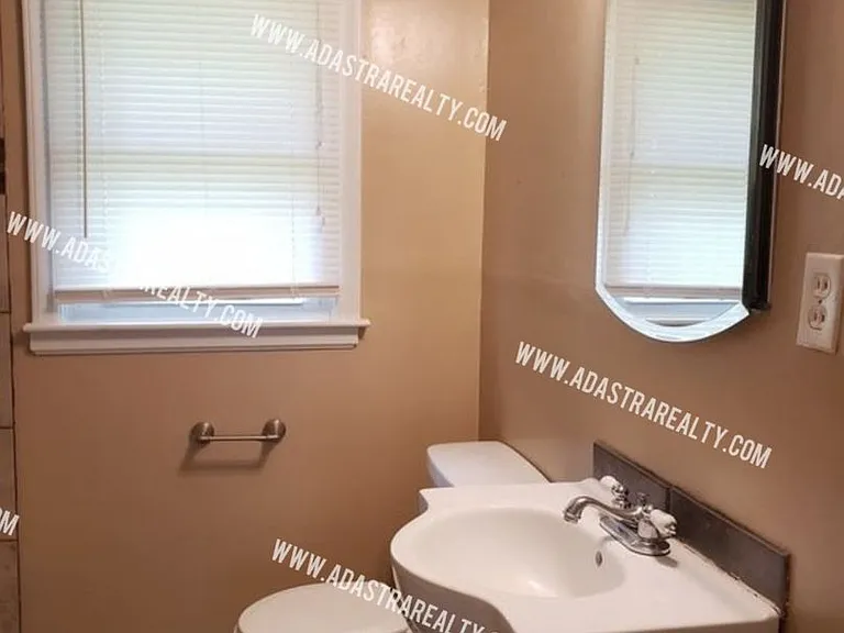9203 Vaughn Ave — Photo 9