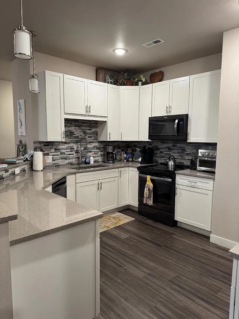 750 S Pier Dr — Photo 4