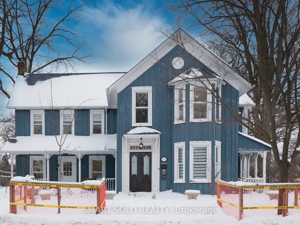 109 Main St, Markham, ON L3R 2G1