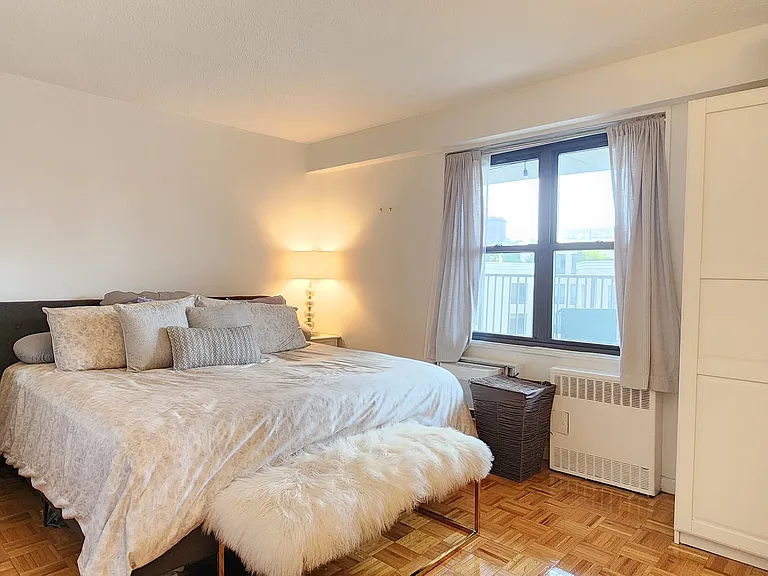 175 W 90th St #15F — Photo 5