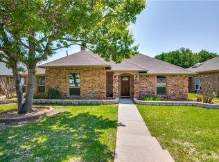 3712 Remington Dr, Carrollton, TX 75007