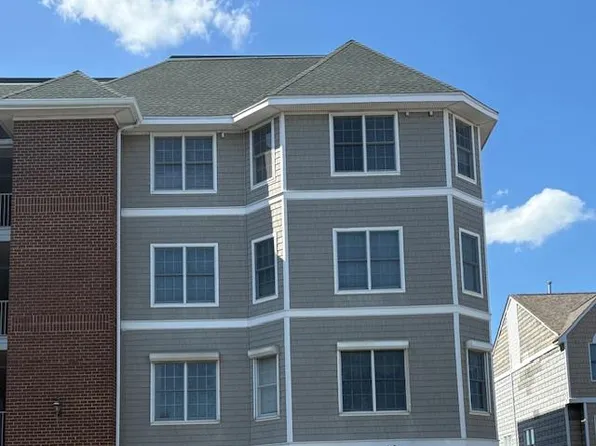 2416 Ocean Shore Cres APT 403, Virginia Beach, VA 23451