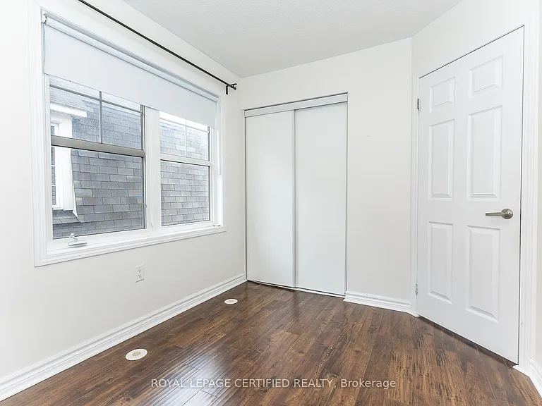 561 Speyer Cir — Photo 25