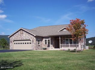 43 Kennedy Dr, Jersey Shore, PA 17740