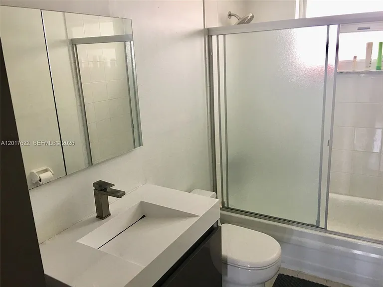 1610 Lenox Ave #416 — Photo 8