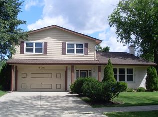 604 Independence Ct, Arlington Heights, IL 60005