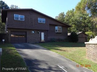 5709 Grampian Ct, Fayetteville, NC 28304