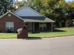 571 Pine Valley Dr, Reno, TX 75462