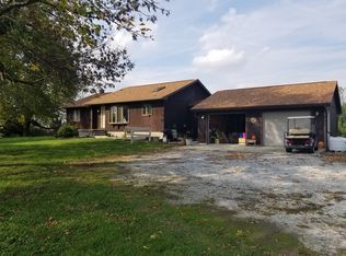 227 N 600 East Rd, Hammond, IL 61929