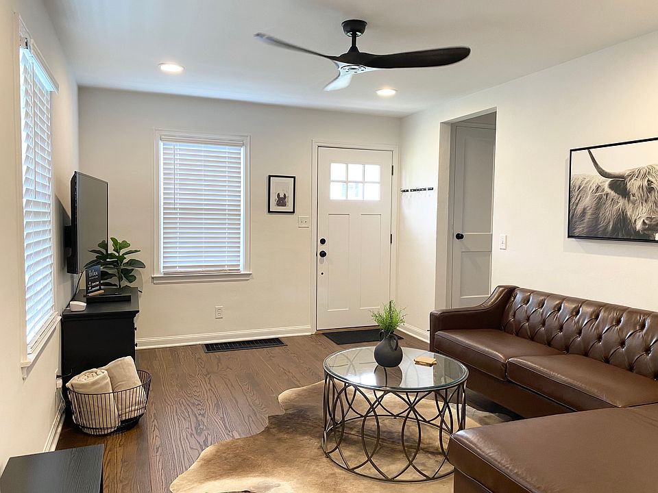 1st image of 1201-1211 Colonial Dr #2