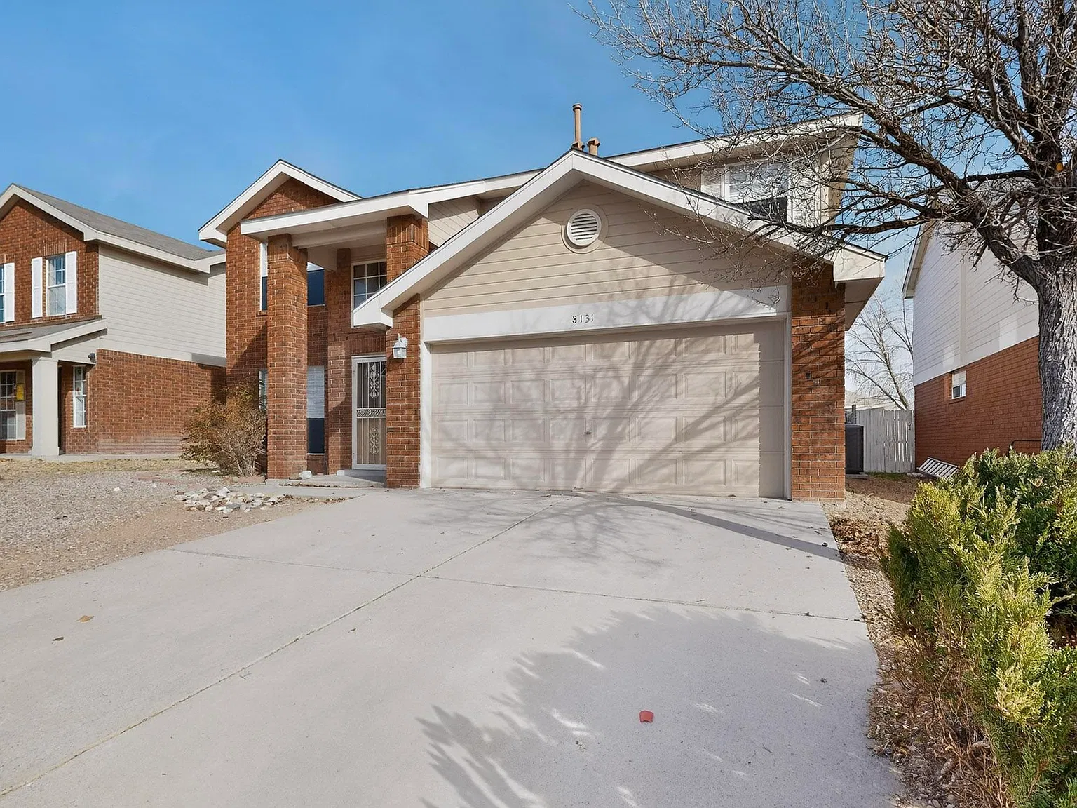 4 bed, 2.5 bath, 1730 sqft, $2,200 — Photo 3