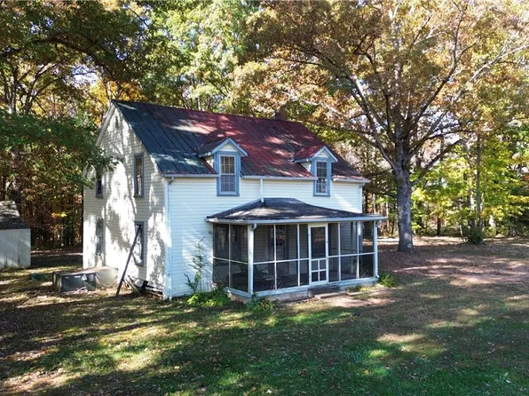 1367 S Constitution Rte, Dillwyn, VA 23936