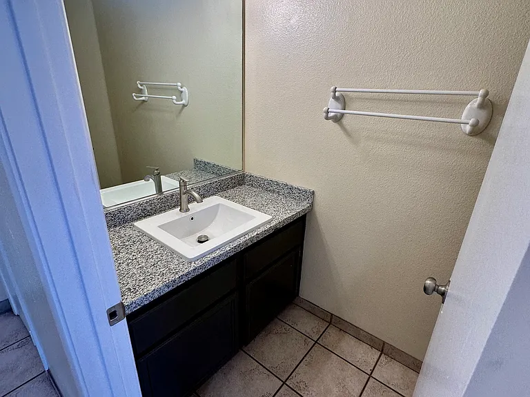 5738 Wind Dancer Dr — Photo 14