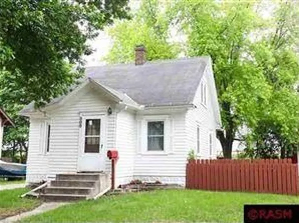 809 South Ave, North Mankato, MN 56003
