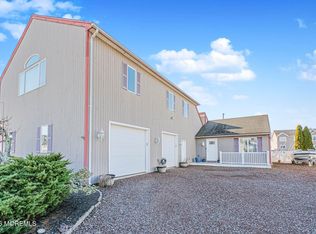 943 Jennifer Lane, Manahawkin, NJ 08050