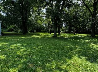 53445 Hickory Rd, South Bend, IN 46635