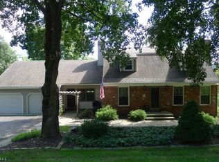 23 Fairway Trl, Sparta, NJ 07871
